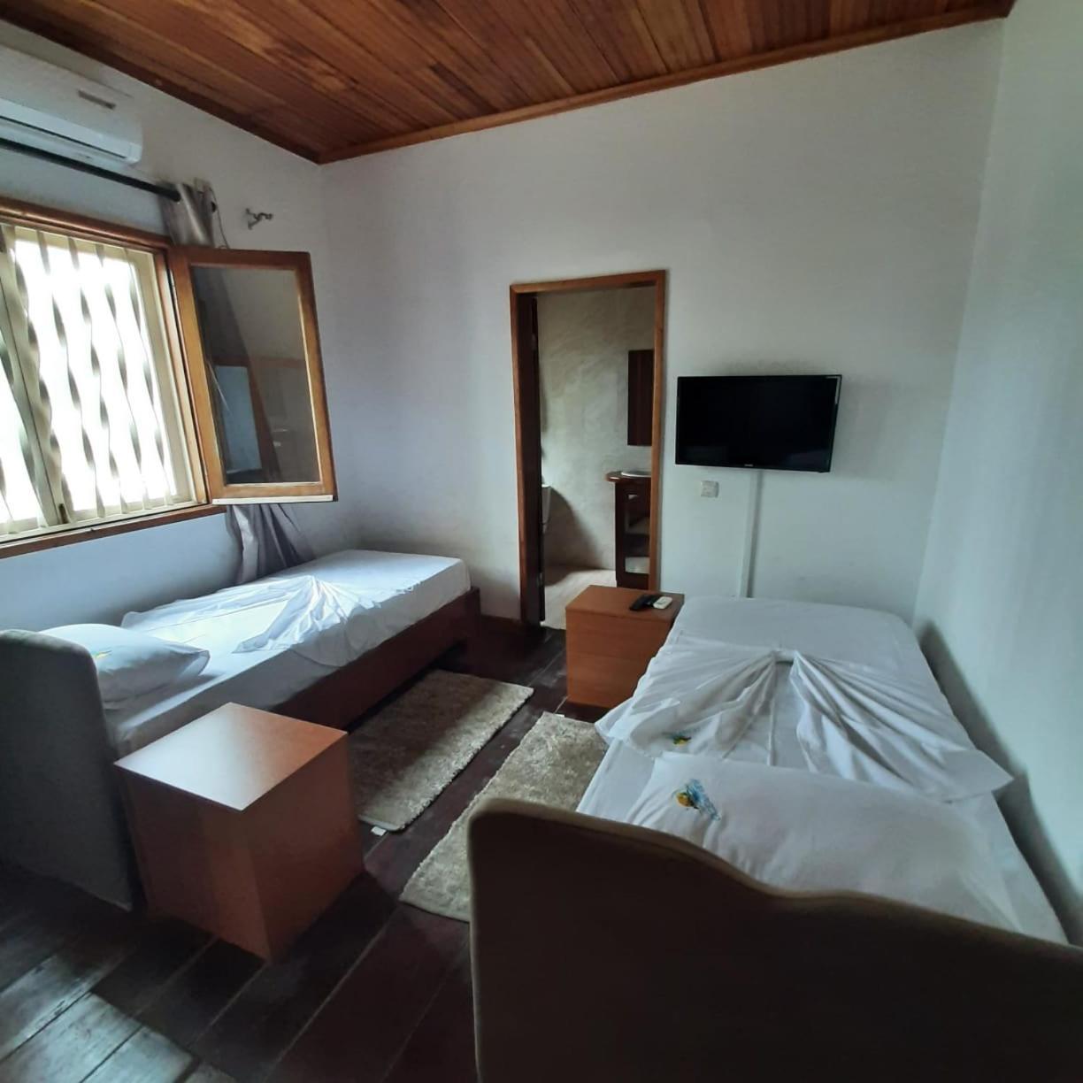 Ocean View Guesthouse Сао Томе Екстериор снимка